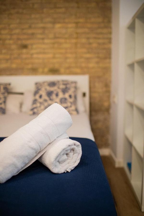 Florit Flats - Cozy Loft By The Central Market Валенсия Екстериор снимка